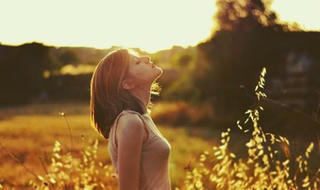 Chị gái lập kế để nhân tình hãm hiếp em gái nhằm chiếm căn nhà có giá đền bù triệu đô