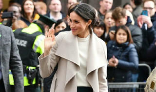 4 món đồ thời trang bỗng trở nên 'hot' nhờ cô dâu Hoàng gia Anh Meghan Markle
