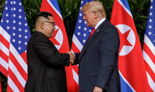 7 khoảnh khắc ấn tượng cuộc gặp Trump - Kim
