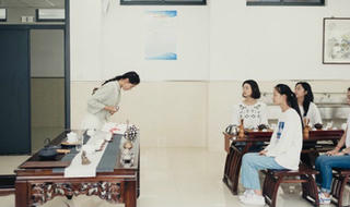 Trường dạy 'phụ nữ hoàn hảo' ở Trung Quốc