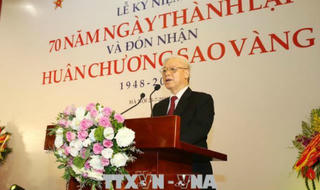 Văn học, nghệ thuật phải trực tiếp tham gia vào sự nghiệp đổi mới đất nước