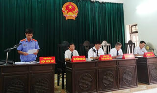 Không chịu được “ghế nóng”?
