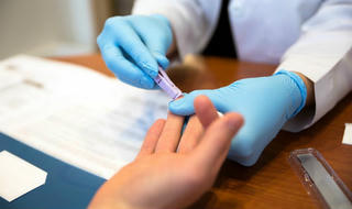 Tin mới nhất vụ hàng chục người nhiễm HIV ở Phú Thọ: Mở rộng vùng xét nghiệm 