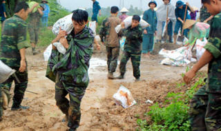 Hơn 8.000 ngày công giúp các địa phương khắc phục hậu quả thiên tai