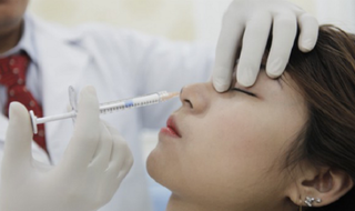 “Tiền mất, tật mang” khi tiêm chất làm đầy 