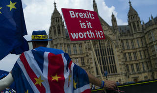 Brexit : Viễn cảnh nước Anh thiếu hụt từ nhu yếu phẩm đến lao động