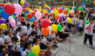 Ngày khai giảng 5/9: Khắc phục mọi khó khăn để đưa trẻ đến trường