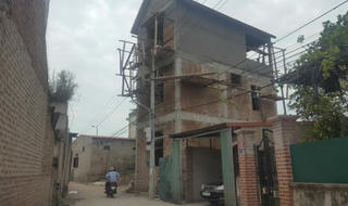 Hà Nội: Sập giàn giáo khiến 3 người thương vong