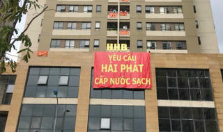 Sống ở chung cư: Dân khổ vì “quả bóng” trách nhiệm