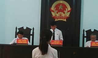Lòng vòng nguồn cơn vụ cô gái đi tù vì mượn xe bạn trai không trả