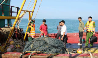 Quảng Ninh: Xử lý nhiều phương tiện vi phạm trên biển