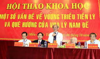 Người Việt đầu tiên xưng đế