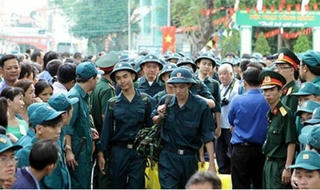 Công dân cận thị 1,5 điop trở lên không được gọi nhập ngũ