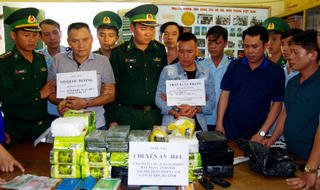 Bắt hai đối tượng vận chuyển số lượng ma túy “khủng”