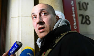 “Người nhện” Vjeran Tomic trộm 5 kiệt tác nghệ thuật trong nháy mắt