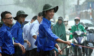 Sáng tác ca khúc chủ đề “Thanh niên với văn hóa giao thông”