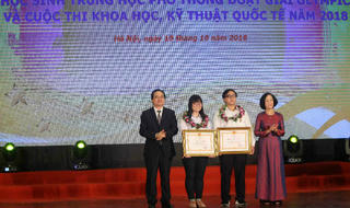 Chuyện về chàng trai “hai vàng”