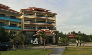 Chính sách đầu tư “sáng nắng chiều mưa” ở “thủ phủ resort Việt”: Đứng rót tiền làm ăn, quỳ đề nghị bồi thường