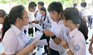 Tại sao học sinh 'im lặng' trước áp lực học hành từ nhà trường, gia đình?