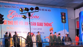 Chiến sĩ Thủ đô: Sôi nổi cuộc thi tìm hiểu pháp luật về an toàn giao thông