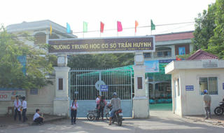 Chuyện cái quần short có đến mức lãnh đạo TP Bạc Liêu phải 'ra tay'?