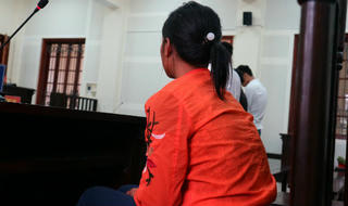 Sơn nữ “mất cả chì lẫn chài” khi tự bán mình cho nhóm buôn người  