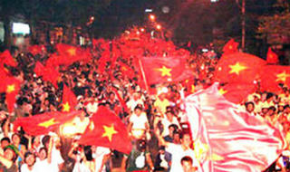 Sức mạnh nằm “ngoài bóng đá”