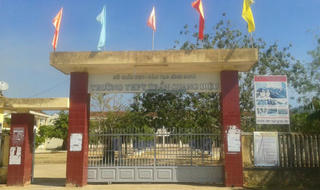 Thầy giáo bị nam sinh lớp 11 đánh nhập viện