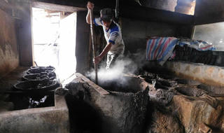 Làng mắm Khánh Hòa phập phồng chờ quy hoạch