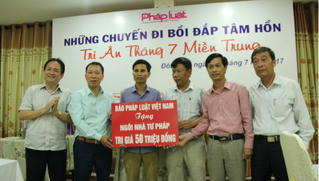 Ra mắt Văn phòng đại diện báo PLVN khu vực Bình Trị Thiên: Những nghĩa cử âm thầm vì mảnh đất miền Trung
