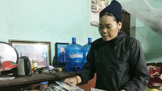 Mẹ Cúc “gàn”, 10 năm gom nhặt hàng vạn thai nhi để chôn cất