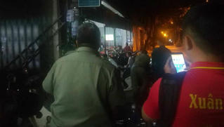 Bốn thanh niên đang ngồi nhậu bị nhóm người chém trọng thương