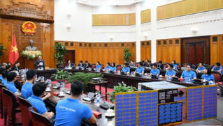 Thủ tướng: Tạo điều kiện để phát triển mới tốt hơn nữa trong công nghệ vũ trụ