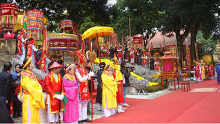 Lễ hội cung đình đèn Quảng Chiếu: Không gian văn hóa tâm linh cầu quốc thái dân an