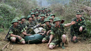 Giảm 10% biên chế khối cơ quan trong Quân đội