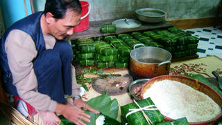 Mai này ai còn gói bánh chưng?