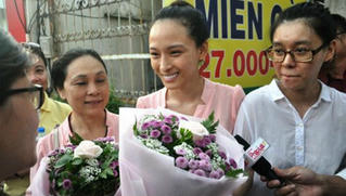 Đình chỉ vụ án cáo buộc hoa hậu Trương Hồ Phương Nga lừa 16,5 tỷ đồng