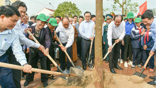 Thủ tướng Nguyễn Xuân Phúc: Phấn đấu năm 2020 đạt mục tiêu che phủ rừng ít nhất 42%
