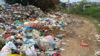 Người dân mòn mỏi chờ di chuyển bãi rác ô nhiễm