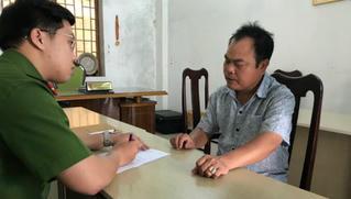 Nghi vợ ngoại tình, chồng dùng dao đâm tử vong 
