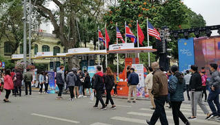Hà Nội kêu gọi người dân nâng cao tinh thần mến khách 