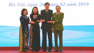 Không để các vụ xâm hại phụ nữ và trẻ em bị 'chìm xuồng'
