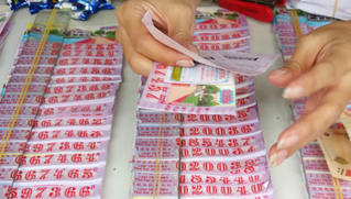 Trúng xổ số tiền tỷ - phúc hay họa?