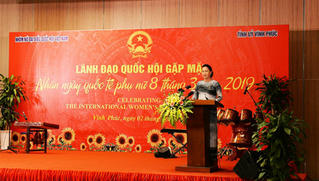 Lãnh đạo Quốc hội gặp mặt nhân Ngày Quốc tế phụ nữ 