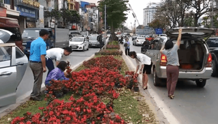 'Bôi bẩn' phố phường, 'bôi bẩn' văn hóa Hà Nội