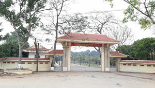 Kỷ niệm 50 năm ngày Bác Hồ về thăm và trồng cây tại xã Vật Lại (Hà Nội) 