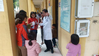 Dương tính với sán lợn mà bác sỹ chỉ kê giấy hẹn có đáng lo?