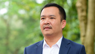 Nam doanh nhân mê đắm hoa hồng và những ngôi nhà sàn