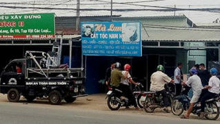 Nữ chủ tiệm cắt tóc bị khống chế cướp tài sản