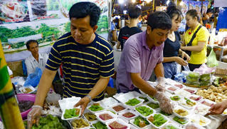Lễ hội bánh dân gian Nam Bộ đón trên 600.000 lượt khách
